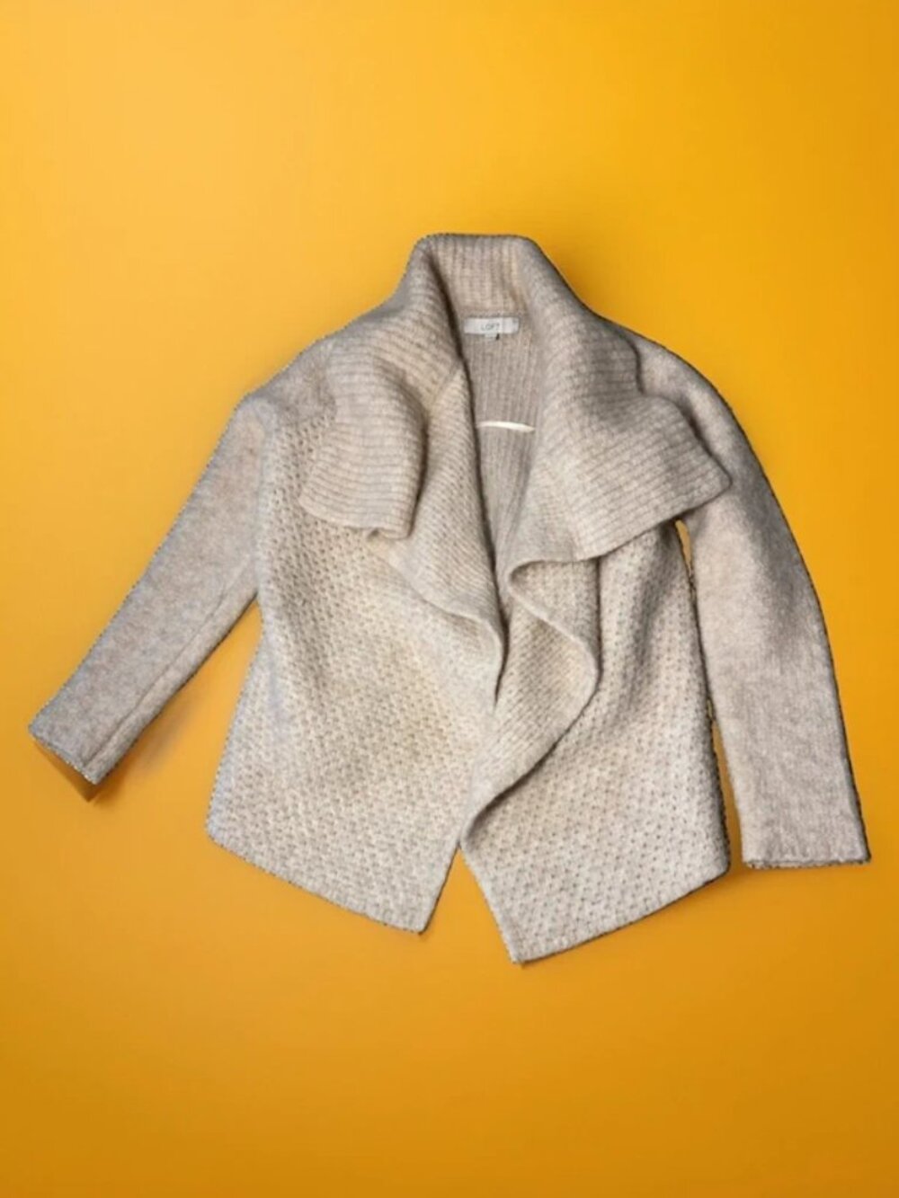 Loft Women’s Cream Wool Blend Cardigan Size M Soft 6% Rabbit Fall Winter